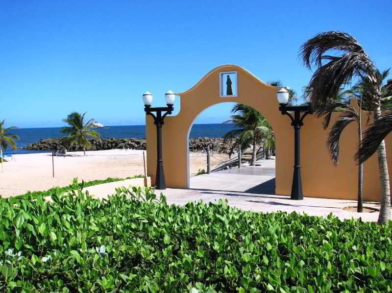 Portofino Complex Hotel Playa El Agua Exterior photo